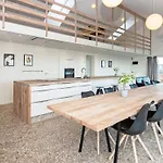 10 Person In Ronde-by Traum * Rønde