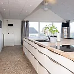 10 Person In Ronde-by Traum 度假居 Rønde