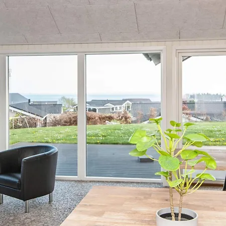 10 Person In Ronde-by Traum Holiday home *